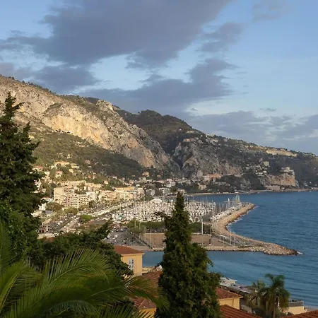 L'ensoleillee Vue Panoramique Mer, 250 M De La Et Du Centre * Menton