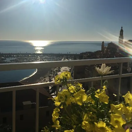 L'ensoleillee Vue Panoramique Mer, 250 M De La Et Du Centre Apartamento *