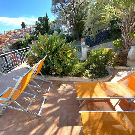 L'ensoleillee Vue Panoramique Mer, 250 M De La Et Du Centre * Menton