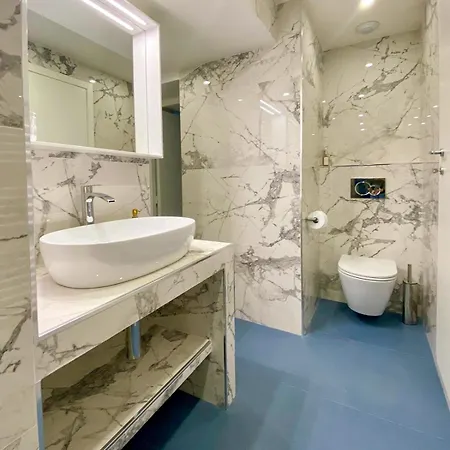 L'ensoleillee Vue Panoramique Mer, 250 M De La Et Du Centre